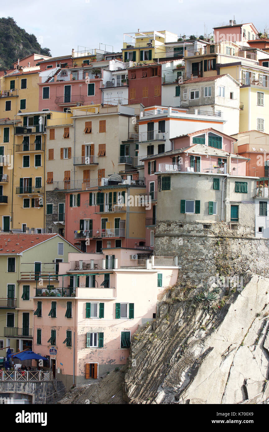 close up of the beautiful pastel colored houses of Manarola, Le Cinque