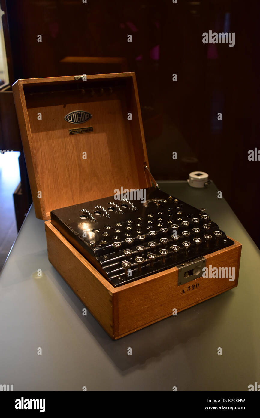 Enigma Encryption Machine Bletchley Park Stock Photo - Alamy