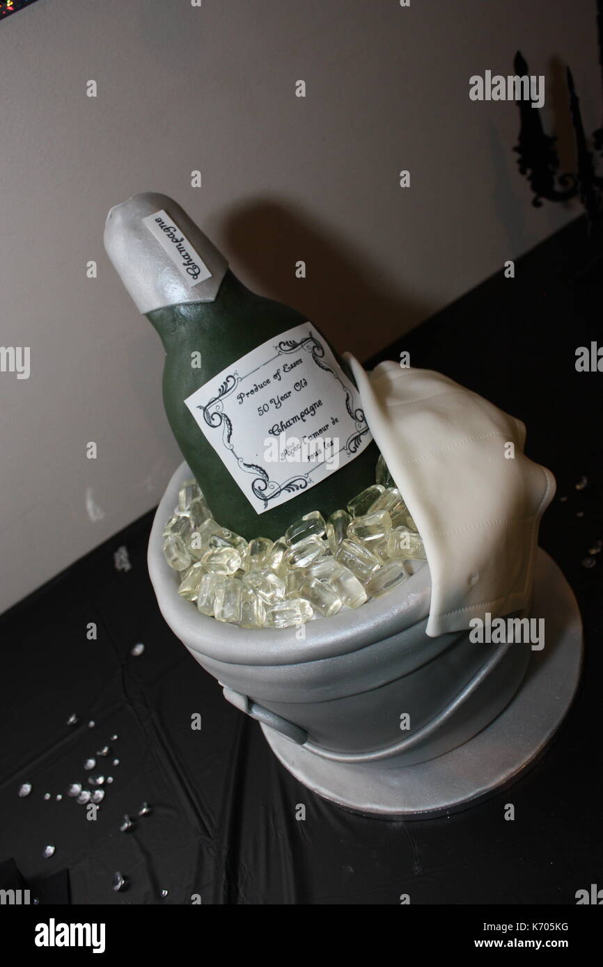 champagne birthday cake Stock Photo - Alamy