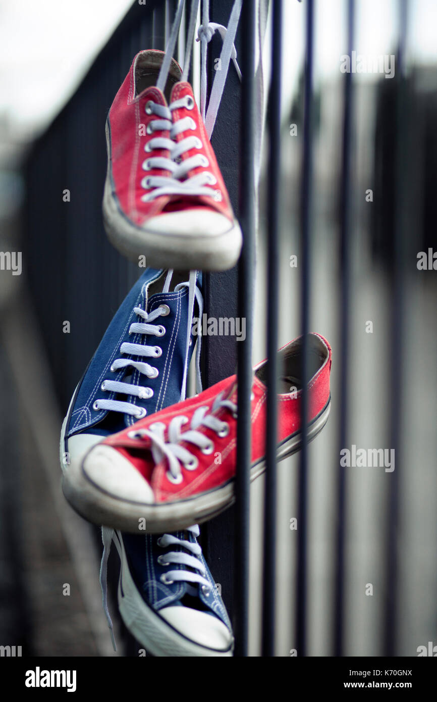 converse two star