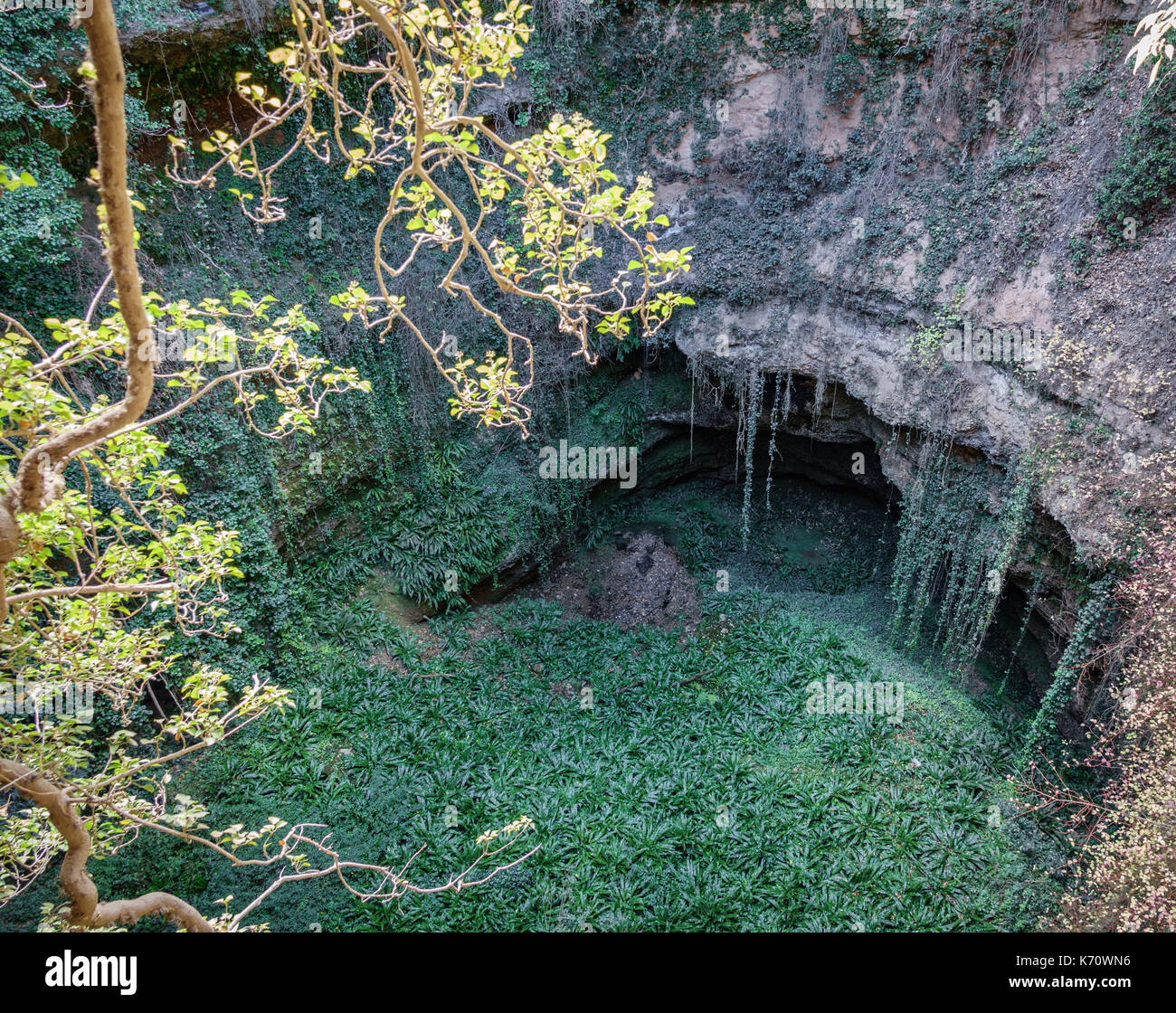 Cave Collapse Stock Photos & Cave Collapse Stock Images - Alamy