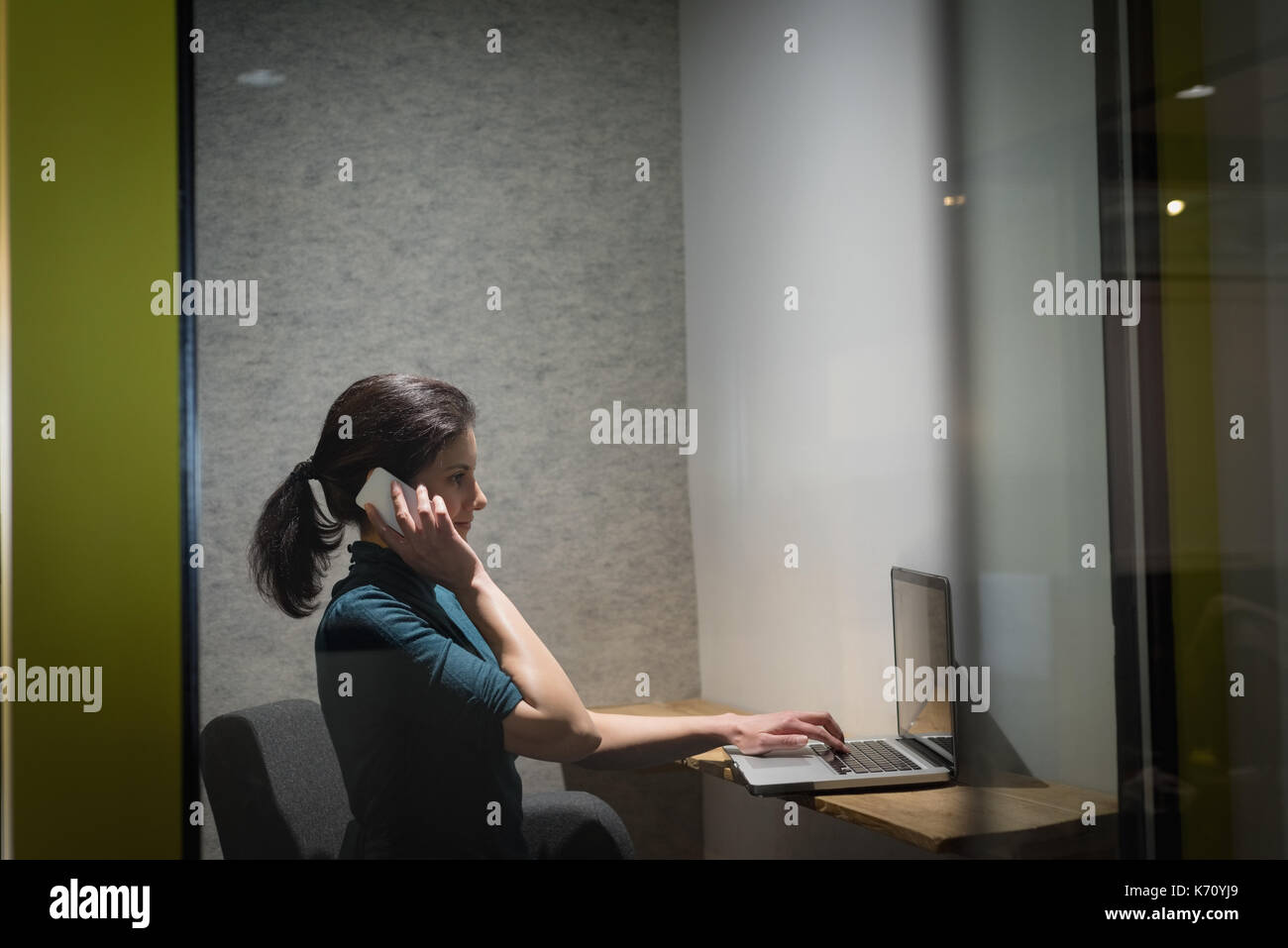 Side view professional using hi-res stock photography and images - Alamy