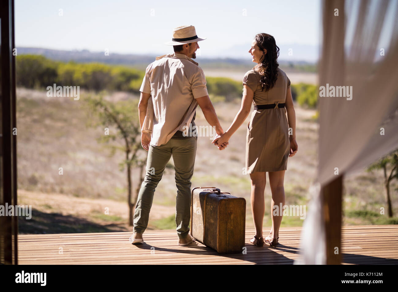 Couple holding each other hands hi-res stock photography and images - Alamy