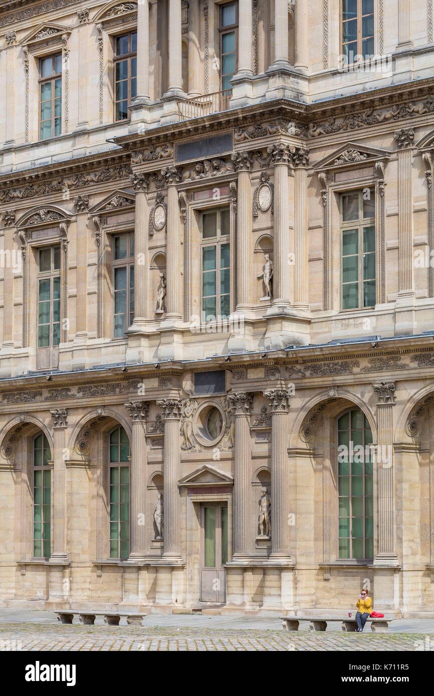 Louvre cour carrée hi-res stock photography and images - Alamy