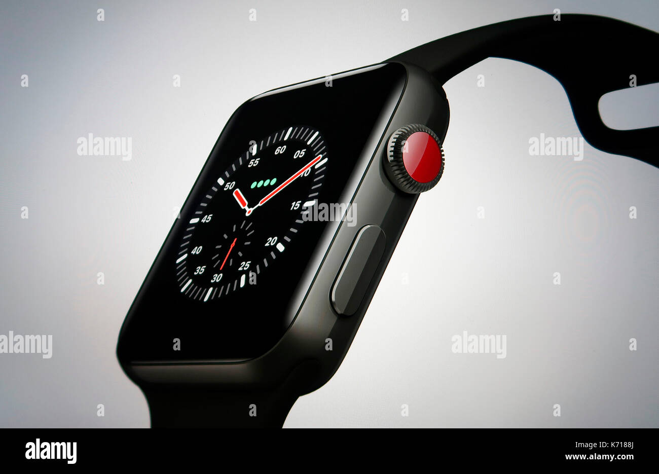 Apple Watch Series 3 Stock Photo Alamy