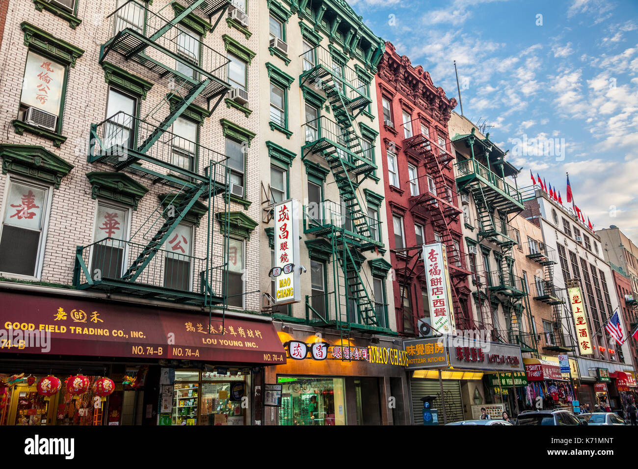 Canal street, mott street, new york hi-res stock photography and images -  Alamy