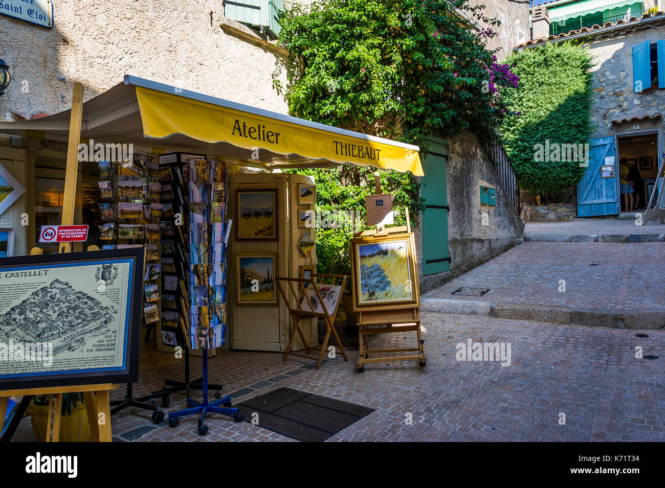 VILLAGE MEDIEVAL DU CASTELLET, VAR 83 FRANCE Stock Photo Alamy