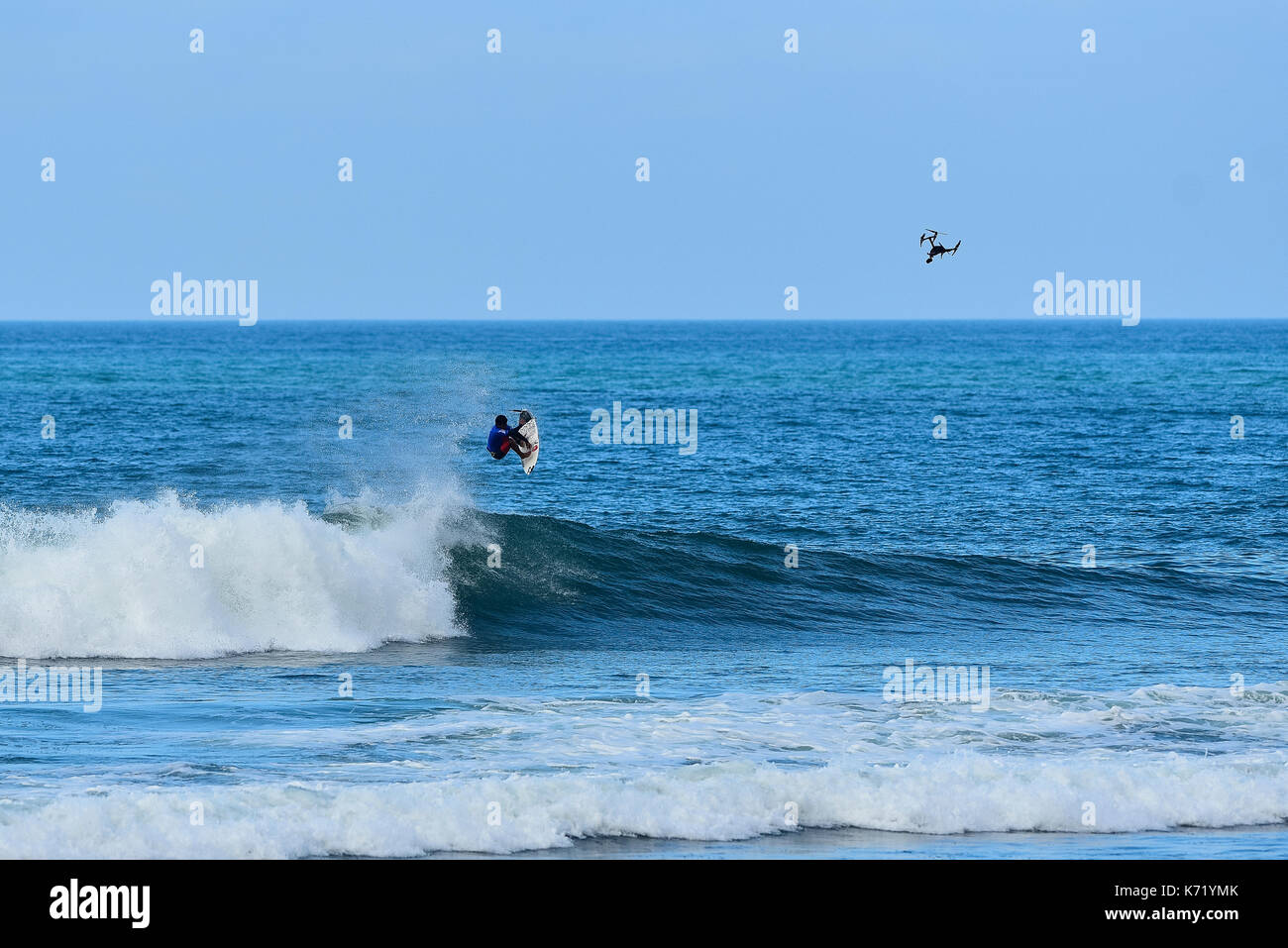 San Clemente, USA. 13 September, 2017.  Surfers compete head to head during the 2017 Hurley Pro surf contest at Lower Trestles, San Onofre State Park, CA. Surfer: Italo Ferreira (BRA). Credit: Benjamin Ginsberg/Alamy Live News. Stock Photo