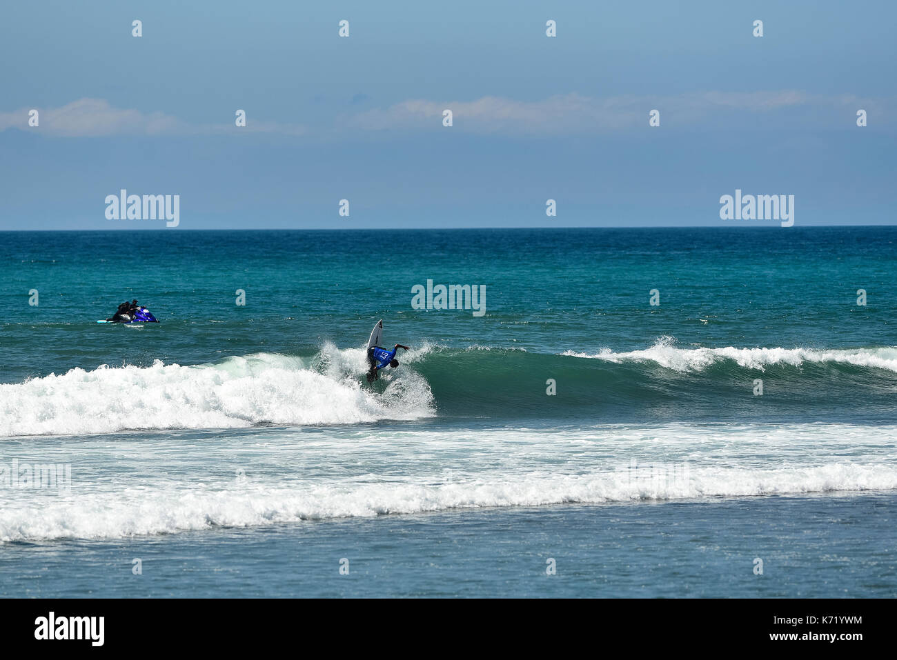 San Clemente, USA. 13 September, 2017.  Surfers compete head to head during the 2017 Hurley Pro surf contest at Lower Trestles, San Onofre State Park, CA. Surfer: Jeremy Flores (FRA). Credit: Benjamin Ginsberg/Alamy Live News. Stock Photo