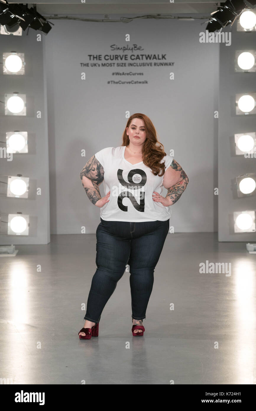 London, UK. 14th Sep, 2017. Callie Thorpe wearing a tee shirt with her size on at a photo call for the Curve Catwalk, a fashion show celebrating diversity of body shapes and forms, at The Vinyl Factory as part of London Fashion Week in London. Photo date: Thursday, September 14, 2017. Photo credit should read Credit: Roger Garfield/Alamy Live News Stock Photo