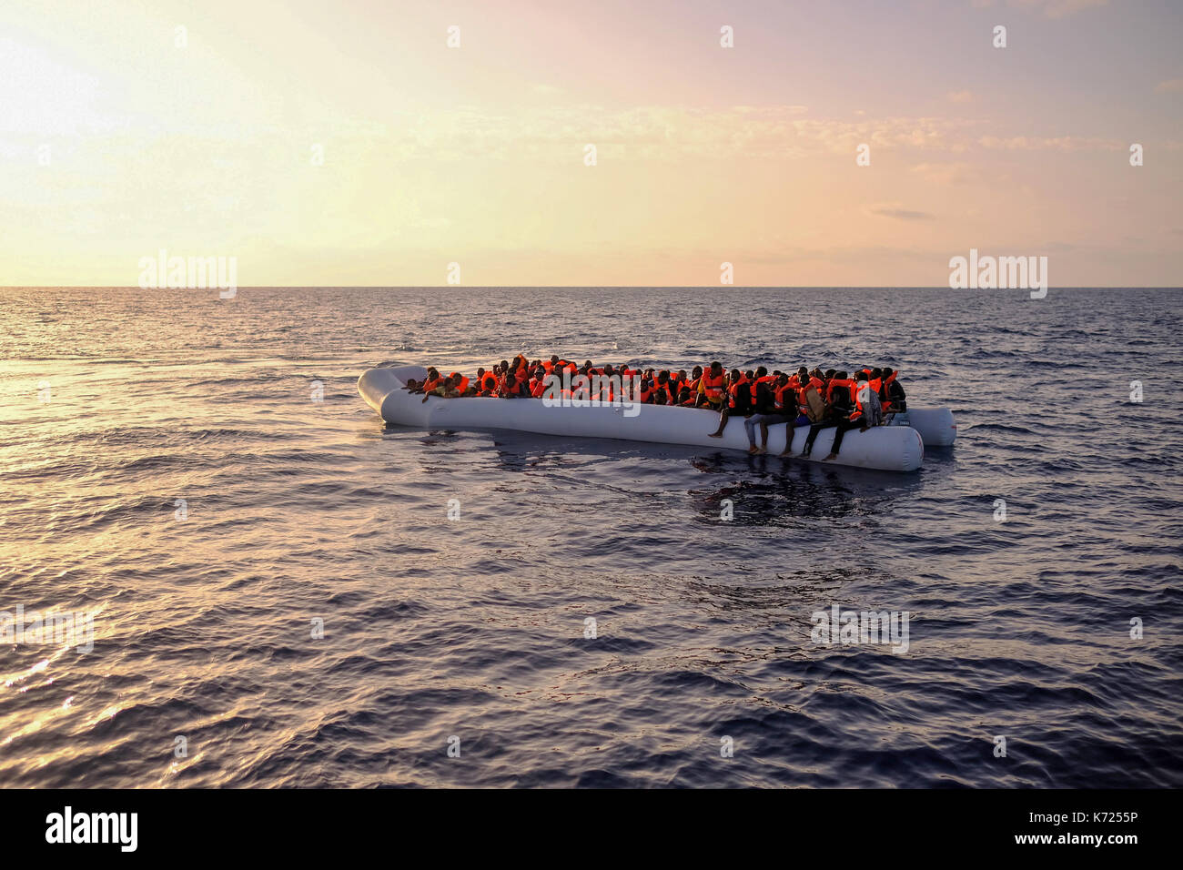 Mediterranean, rescue of migrants aboard inflatables in the central ...