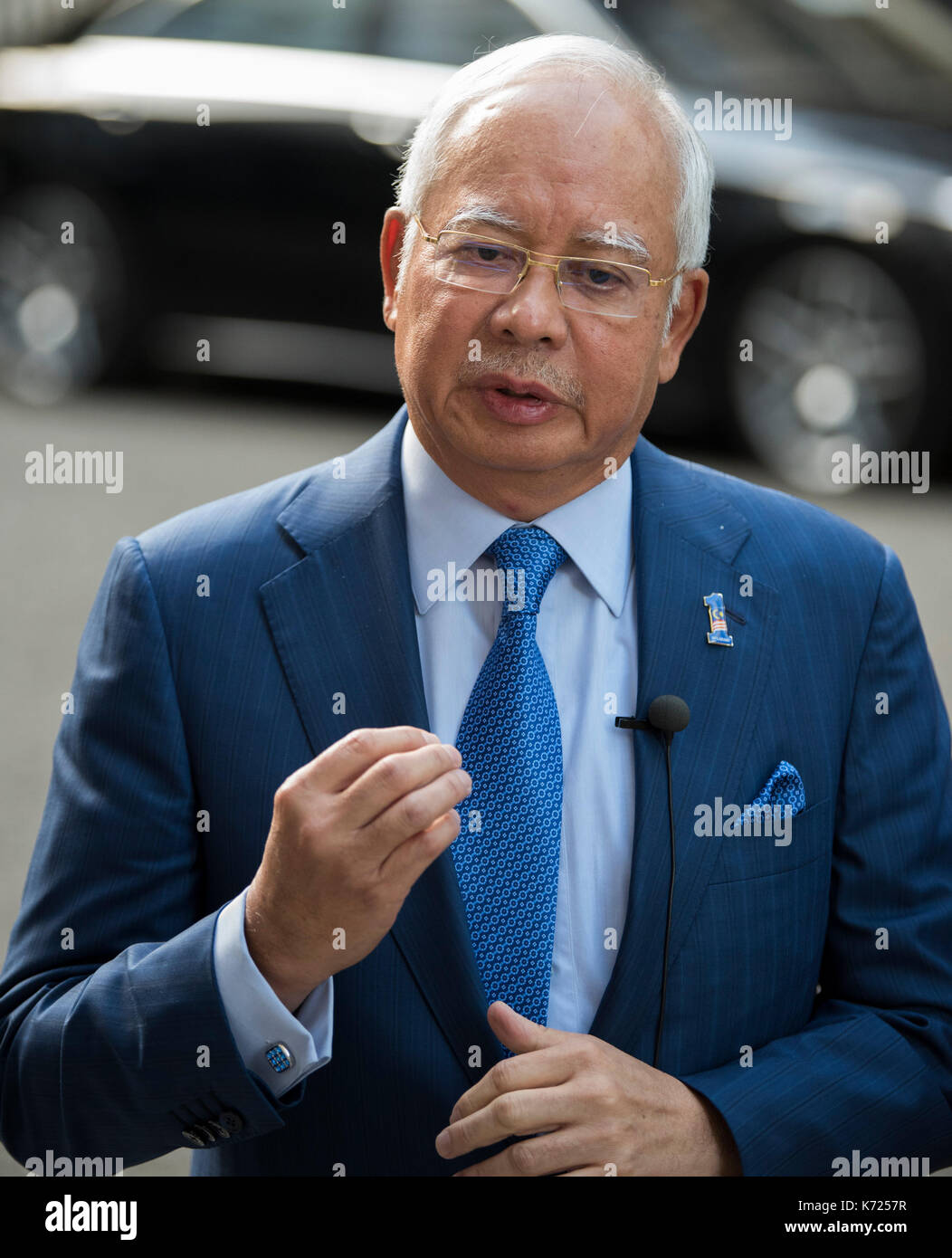 London, UK. 14th Sep, 2017. Prime Minister Najib Razak of Malaysia speaks to the press outside 10 Downing Street. Credit: Peter Manning/Alamy Live News Stock Photo