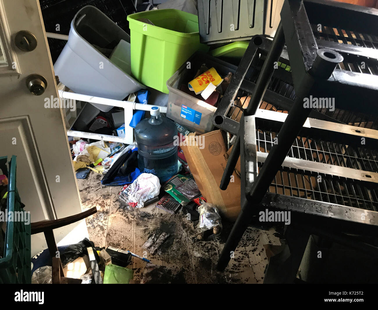 United States. 13th Sep, 2017. Storm flood damaged area in Middleburg, Florida, USA, on September 13, 2017 after Hurricane Irma took an unexpected turn and caused major devastation and large scale power outages in the state. Credit: Bastiaan Slabbers/Alamy Live News Stock Photo
