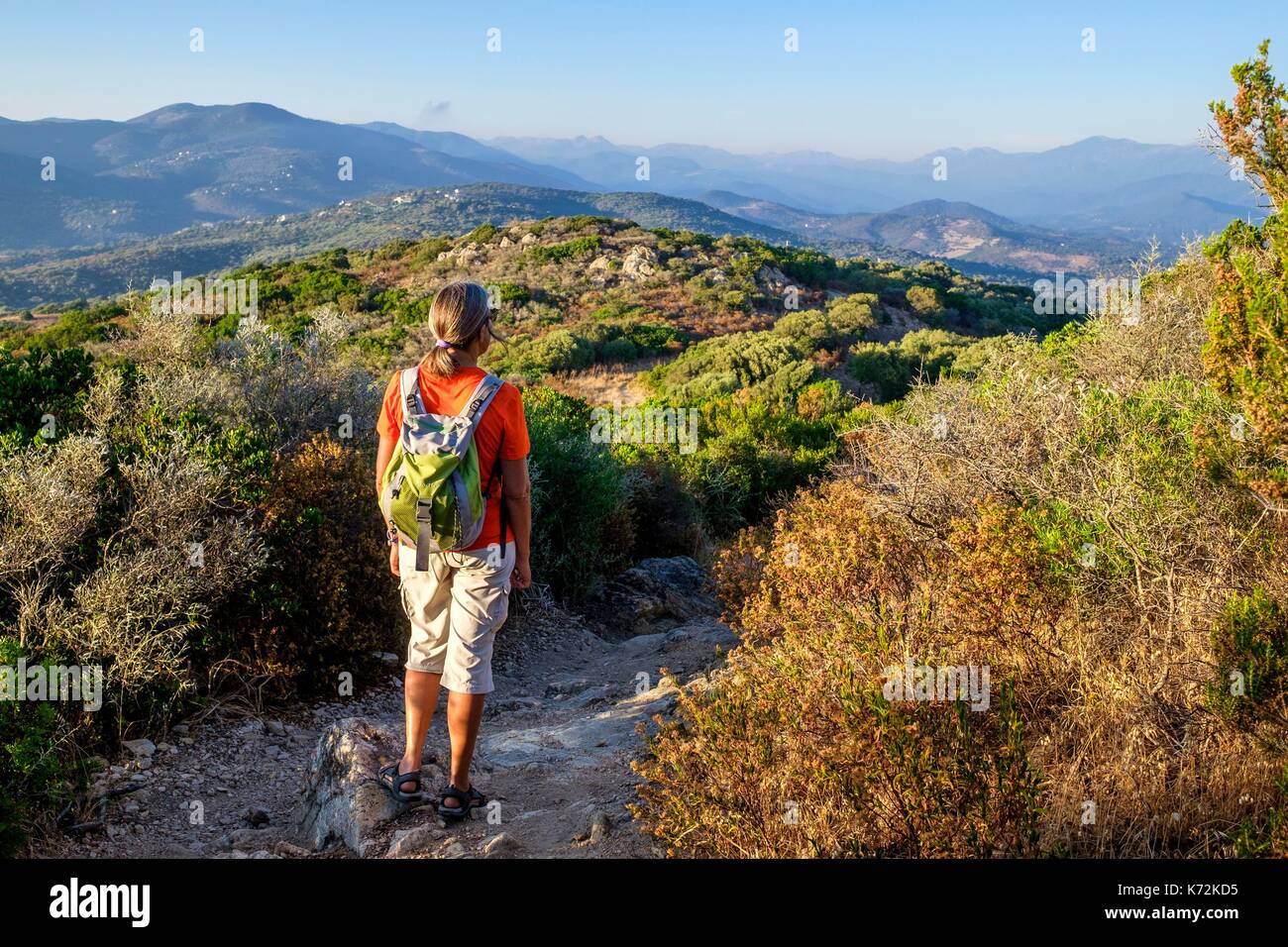 France, Corse-du Sud (2A), Taravo region, Mare e Monti Sud hiking trail, between Porto Pollo and Coti-Chiavari, arrival in Serra-di-Ferro Stock Photo