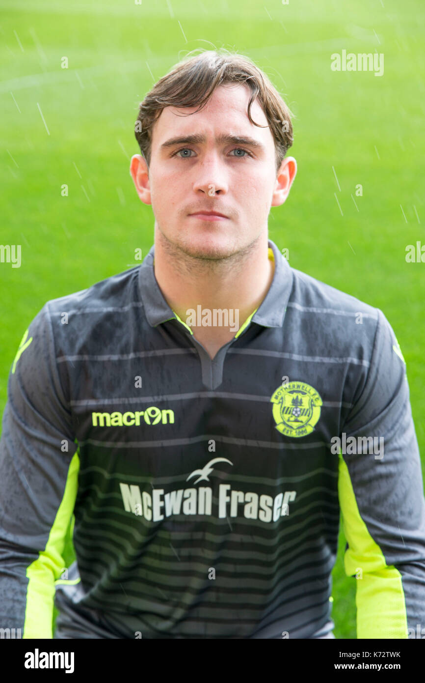 Motherwell goalkeeper hi-res stock photography and images - Alamy