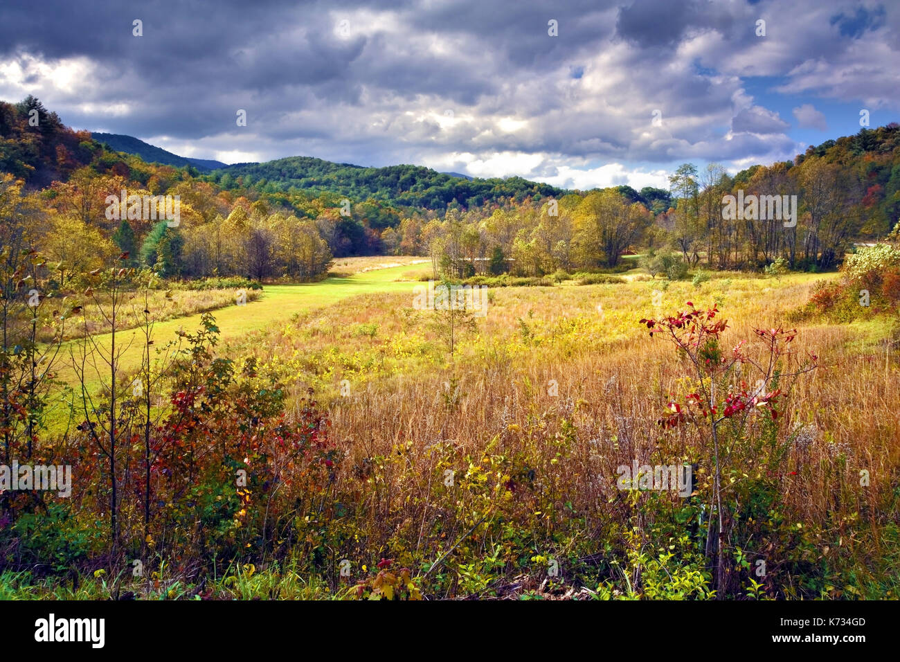 A fall view of the countryside at Hogpen Gap, Georgia, USA Stock Photo