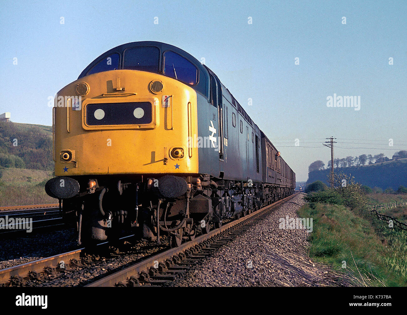Class 40 locomotive on 3S35 14:11 London Kings Cross - Edinburgh Parcel train in the 1980's Stock Photo