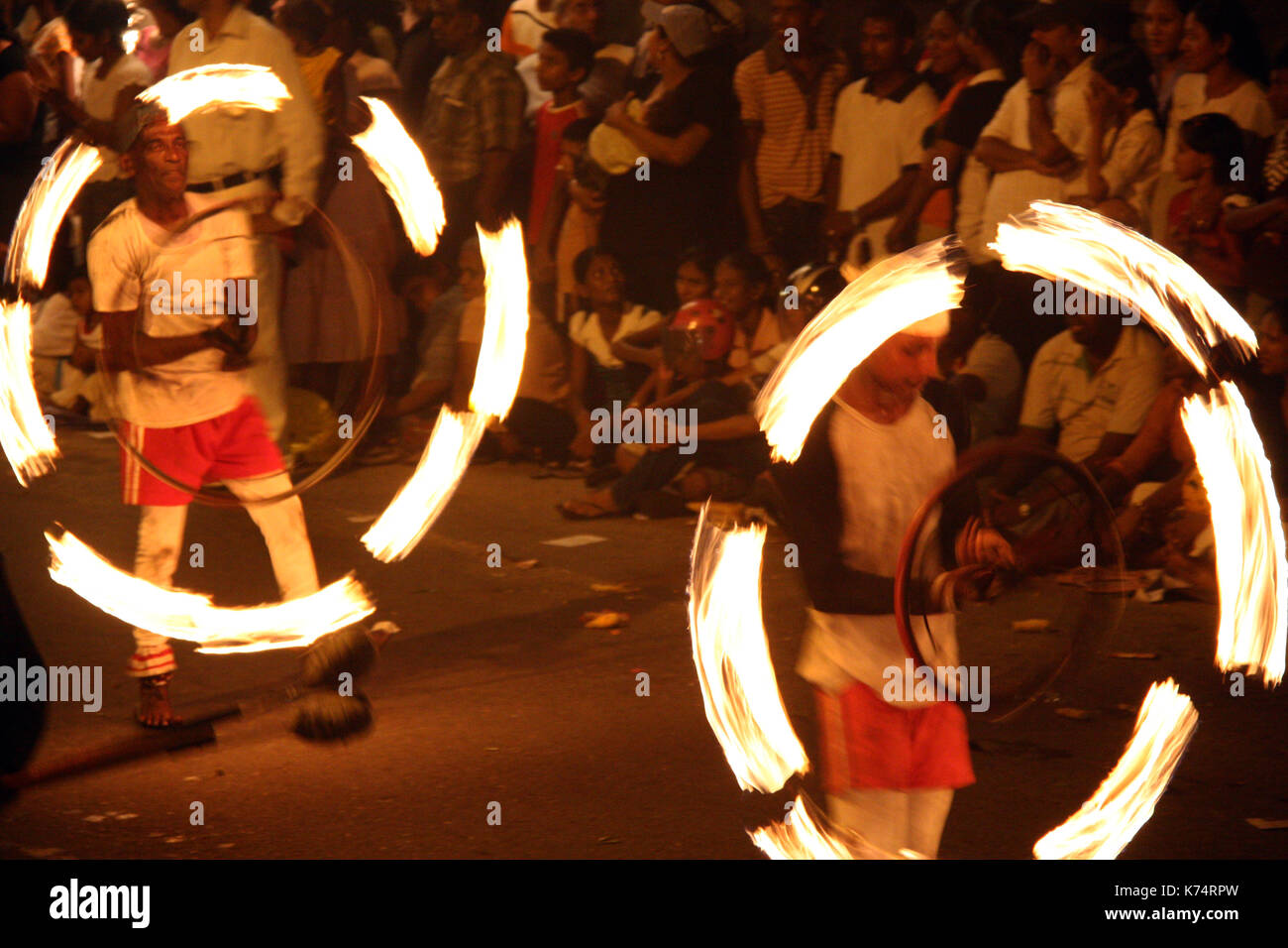Sri lankan dancer hi-res stock photography and images - Alamy