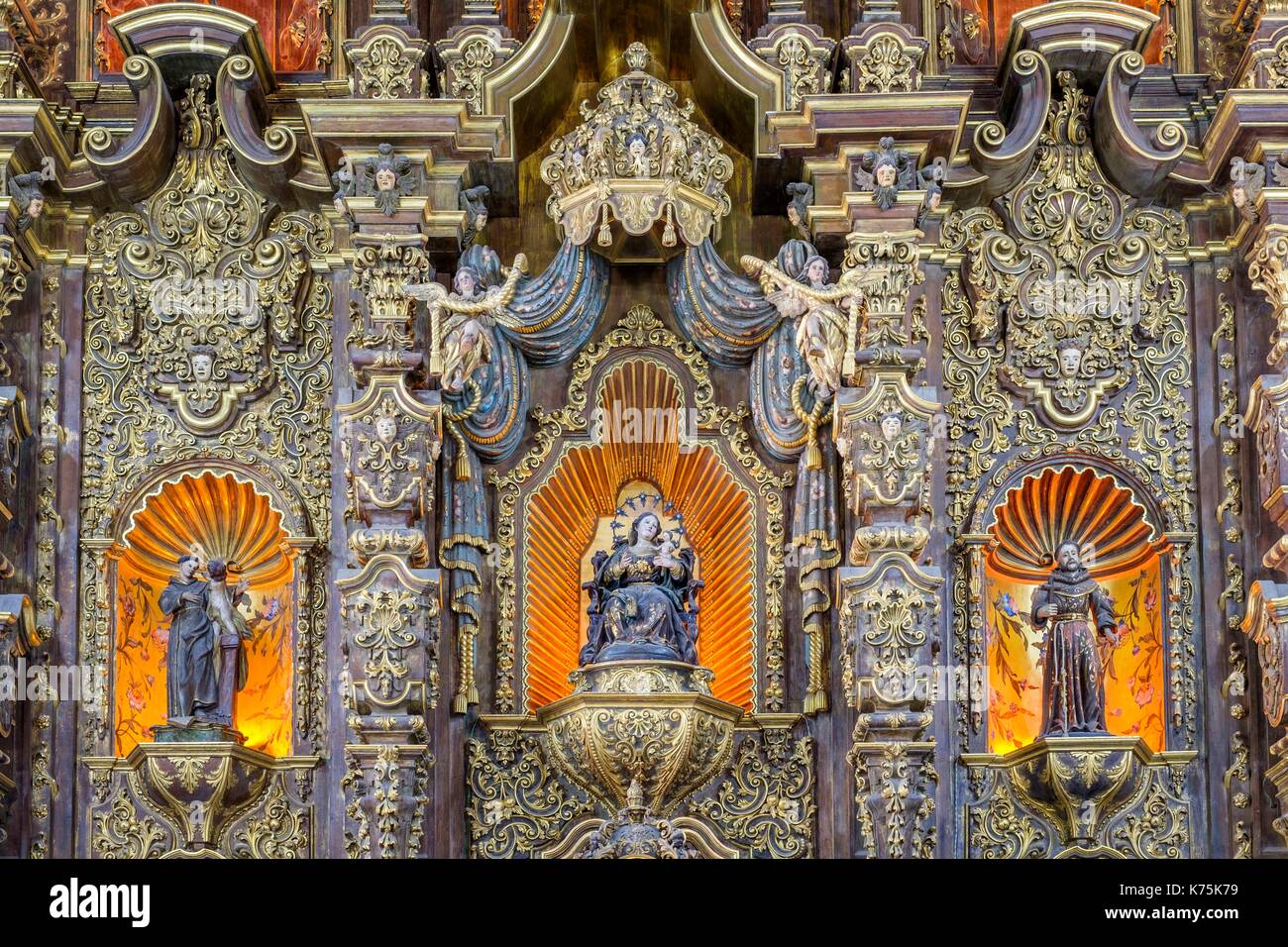 Cuba, Villa Clara province, colonial city of Remedios founded in the 16th century, Mayor San Juan Bautista de Remedios church, 18th century altar covered with gold leaf Stock Photo - Alamy Cuba, Villa Clara province, colonial city of Remedios founded in the 16th century, Mayor San Juan Bautista de Remedios church, 18th century altar covered with gold leaf Stock Photo - Alamy