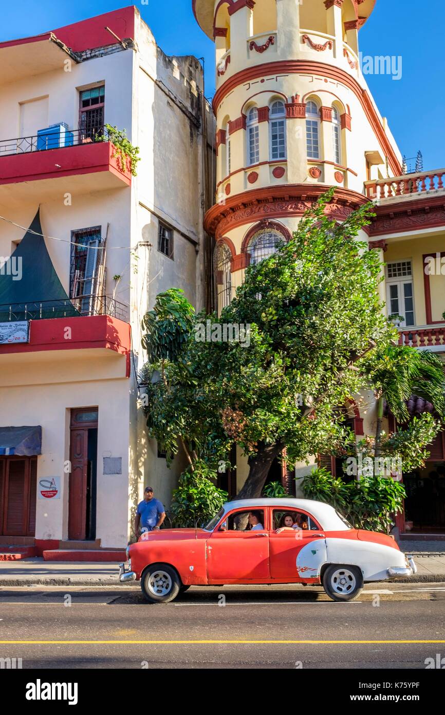 Cuba, Havana, Centro Habana district, calle San Lazaro Stock Photo
