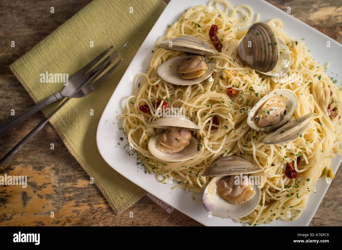 Baby clam hires stock photography and images Alamy