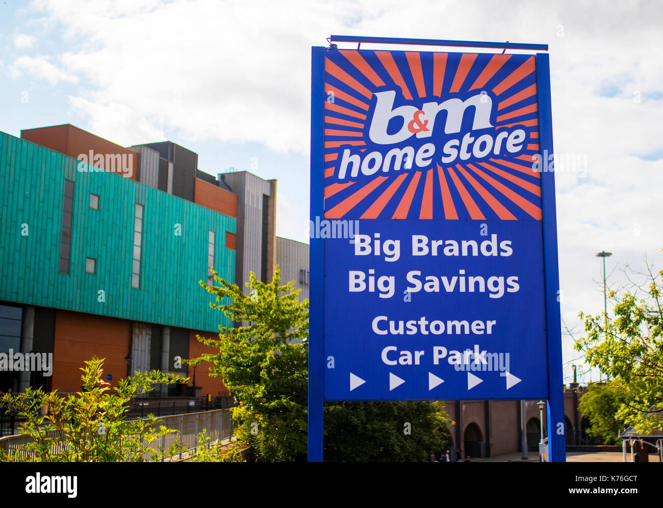 B&M Retail Ltd home bargains monolith store sign in Doncaster, England rising up against the sky Stock Photo