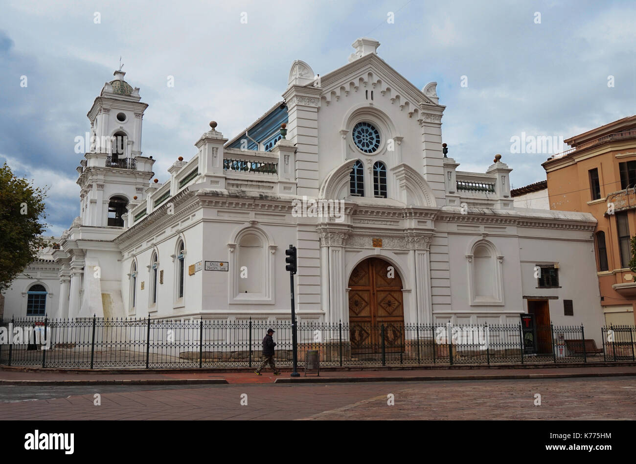 Cuenca, Azuay / Ecuador - August 27 2017: View of the Church of the  Sagrario or Old Cathedral of Cuenca Stock Photo - Alamy