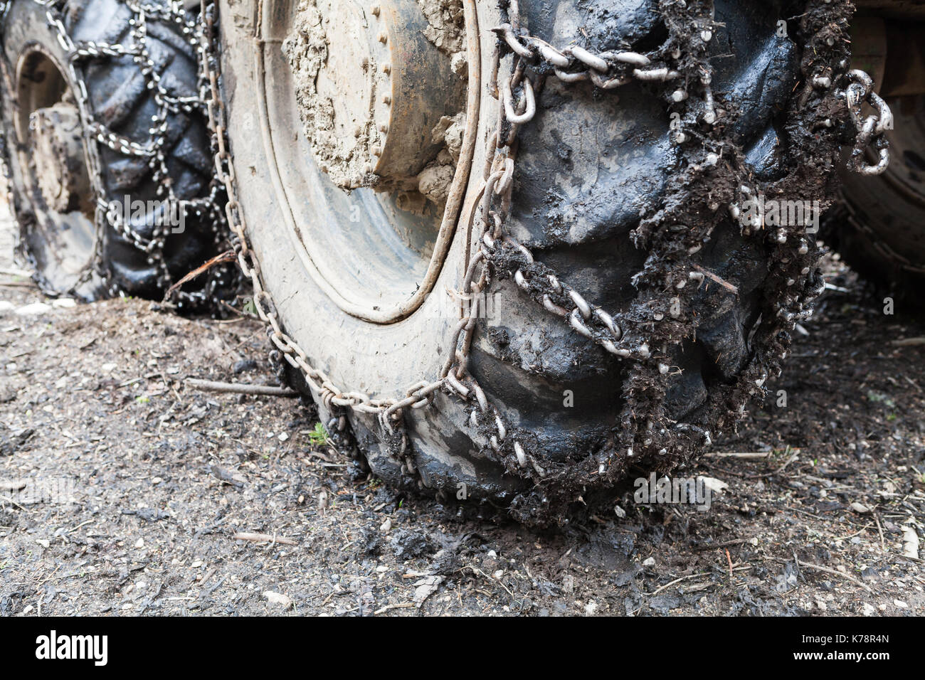 Tyre chains -Fotos und -Bildmaterial in hoher Auflösung – Alamy