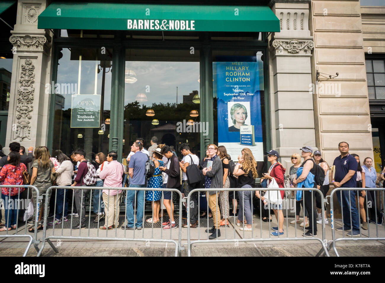 Hundreds of Hillary Clinton supporters line up outside of the Union Square Barnes & Noble in New York for Clinton's book signing event on Tuesday, September 12, 2017. The book, entitled 'What Happened' tells Clinton's story of the 2016 Presidential election.  (© Richard B. Levine) Stock Photo