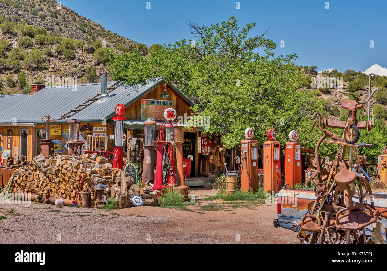Gas Station For Sale In Alberta >> Vintage Gas Pumps Stock Photos & Vintage Gas Pumps Stock ... Gas Station For Sale In Alberta >> Vintage Gas Pumps Stock Photos & Vintage Gas Pumps Stock ...