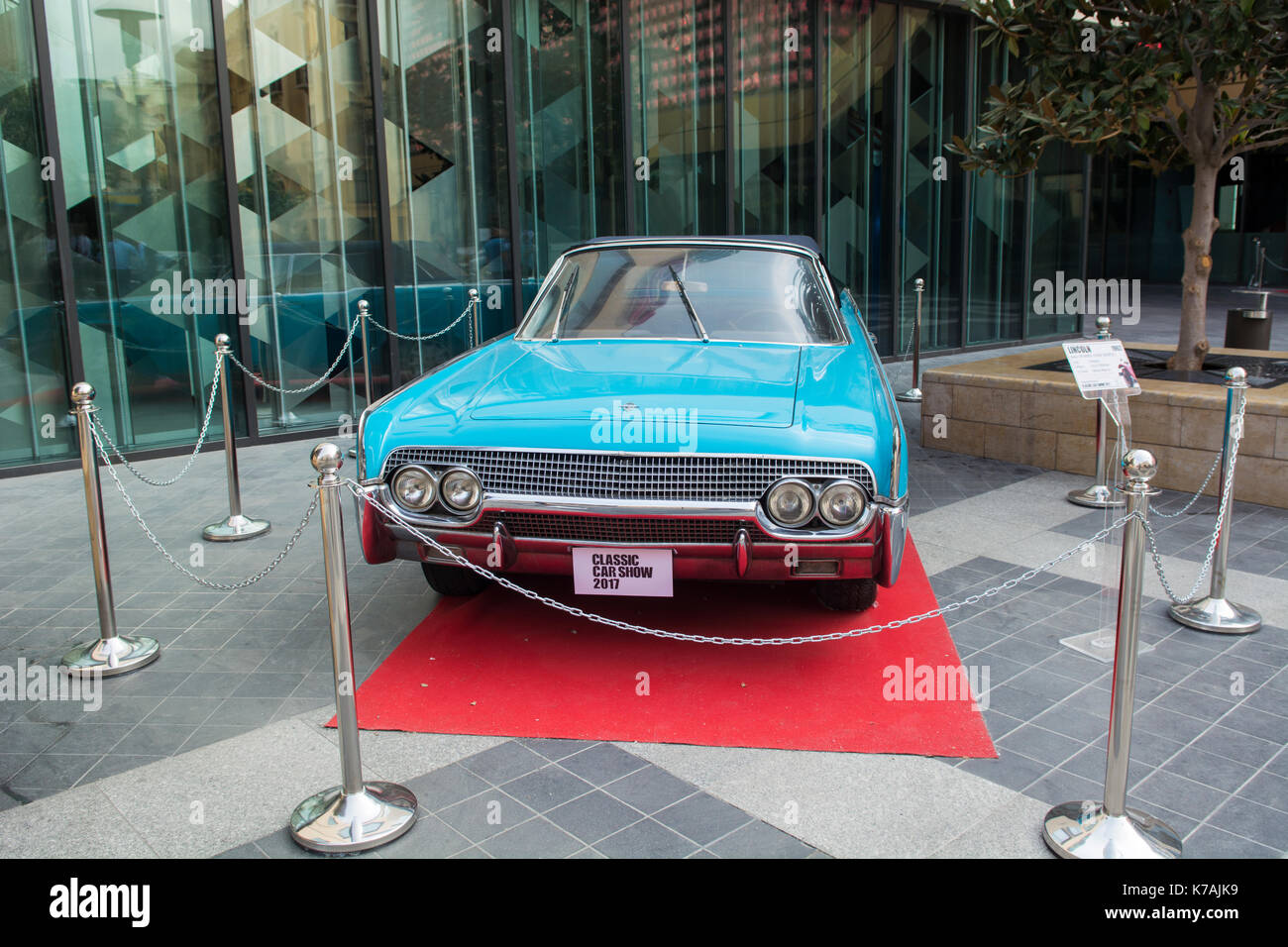 Beirut, Lebanon. 15th Sep, 2017. 1962 Lincoln 4 door convertible on Display at the Classic car show in Beirut Souks, Beirut Lebanon Credit: Mohamad Itani/Alamy Live News Stock Photo