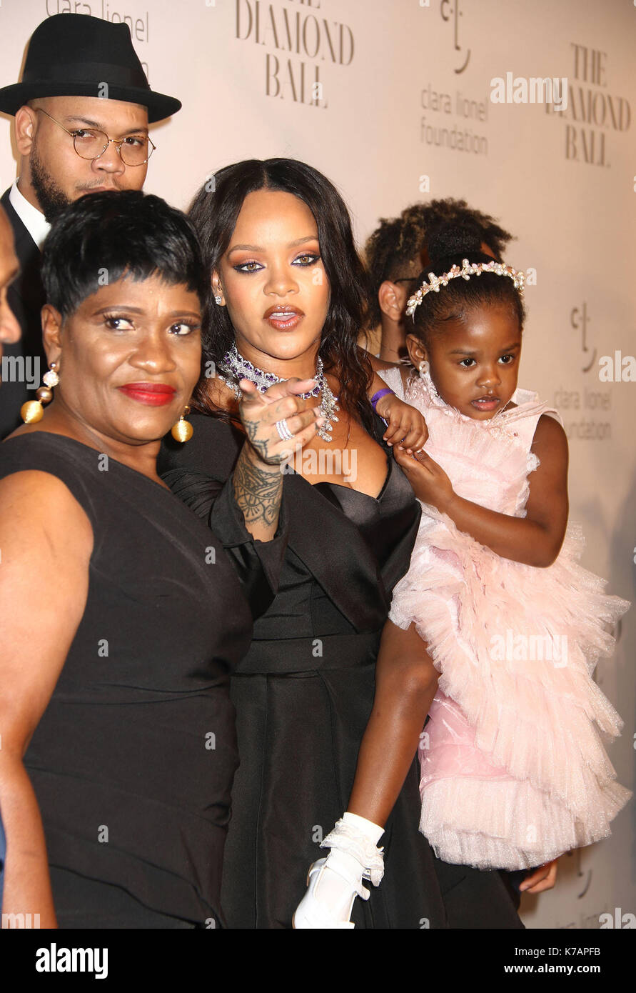 Rihanna Mother And Father 