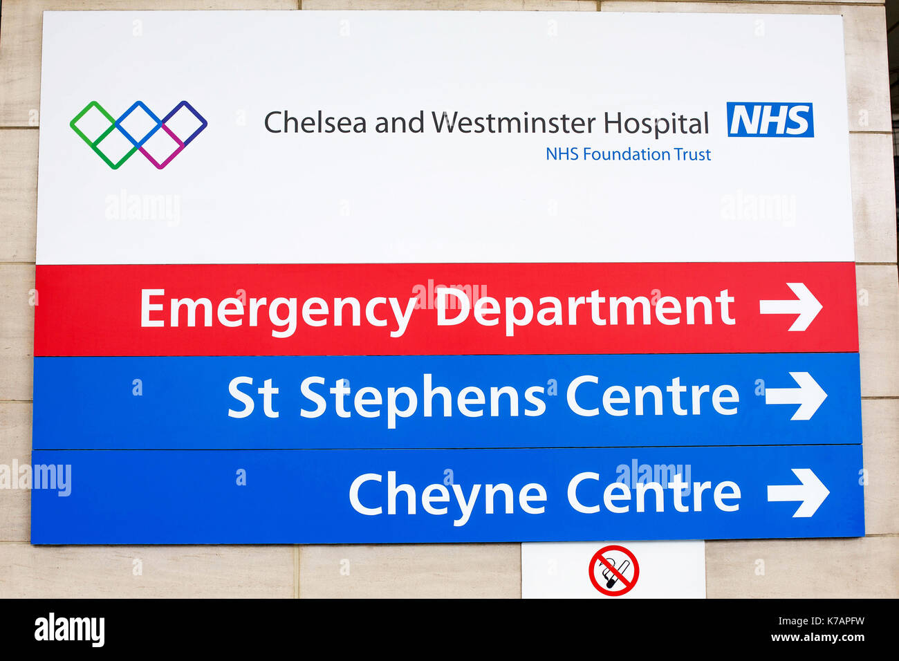 London, UK. 15th Sep, 2017. Twenty two people are being treated for burns after a terror attack on a London District Line Tube Train at Parsons Green this morning. Police evacuated the area and have identified a suspect. Chelsea and Westminster Hospital in West London received fourteen casualties, referring a number to their serious burns unit. Credit: Whitebox Media/Alamy Live News Stock Photo