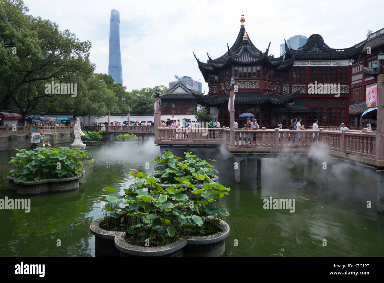 Yuyuan Garden Tea House, famous tourist attraction and traditional old
