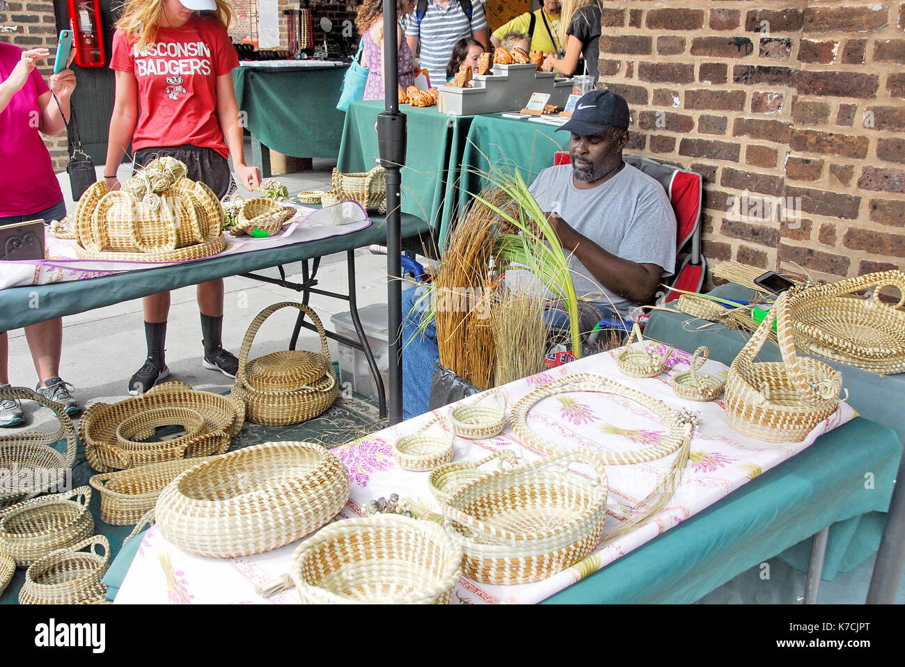 Gullah sweetgrass baskets hires stock photography and images Alamy