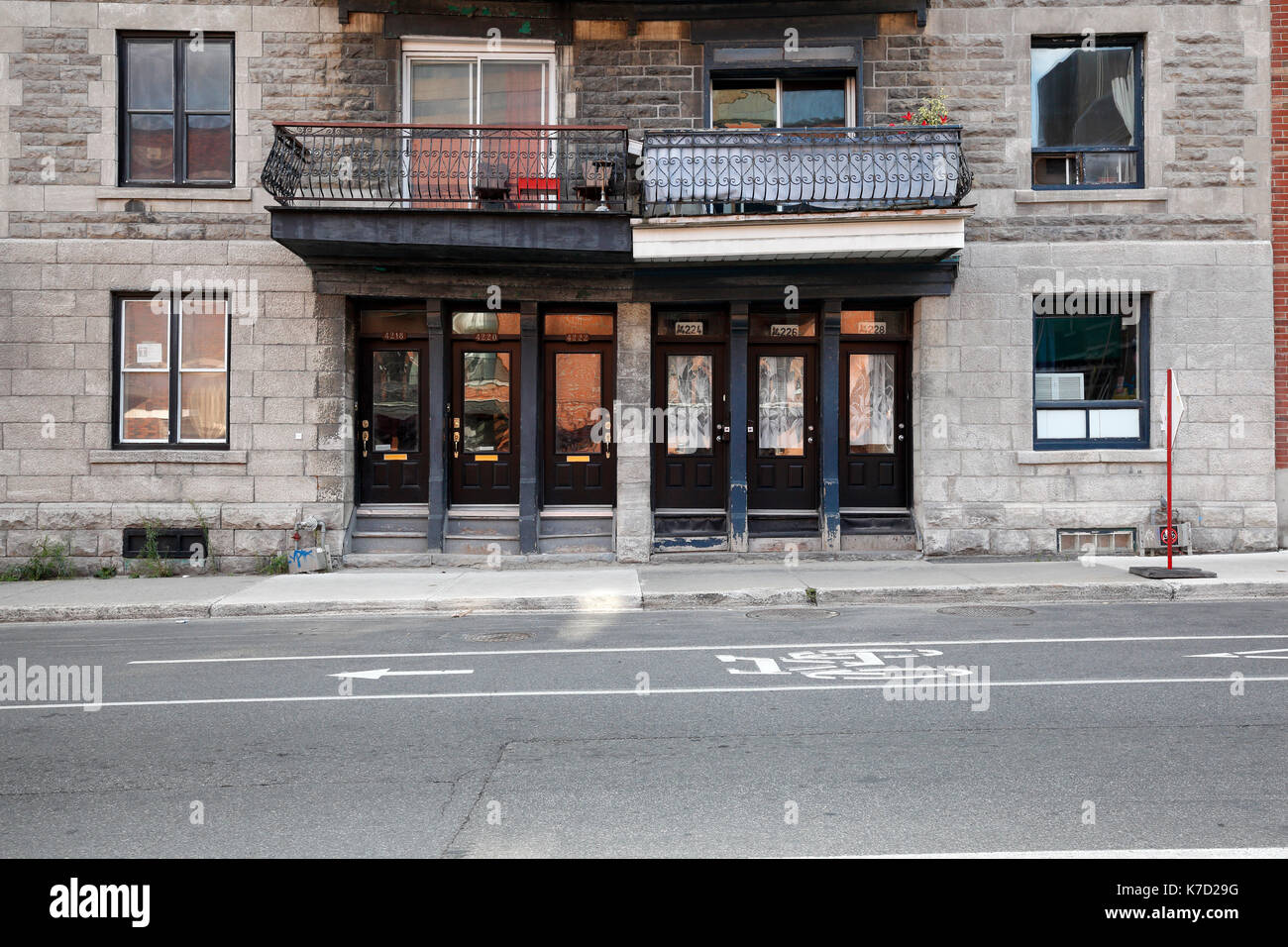 Front Entrance Apartment Building High Resolution Stock Photography and