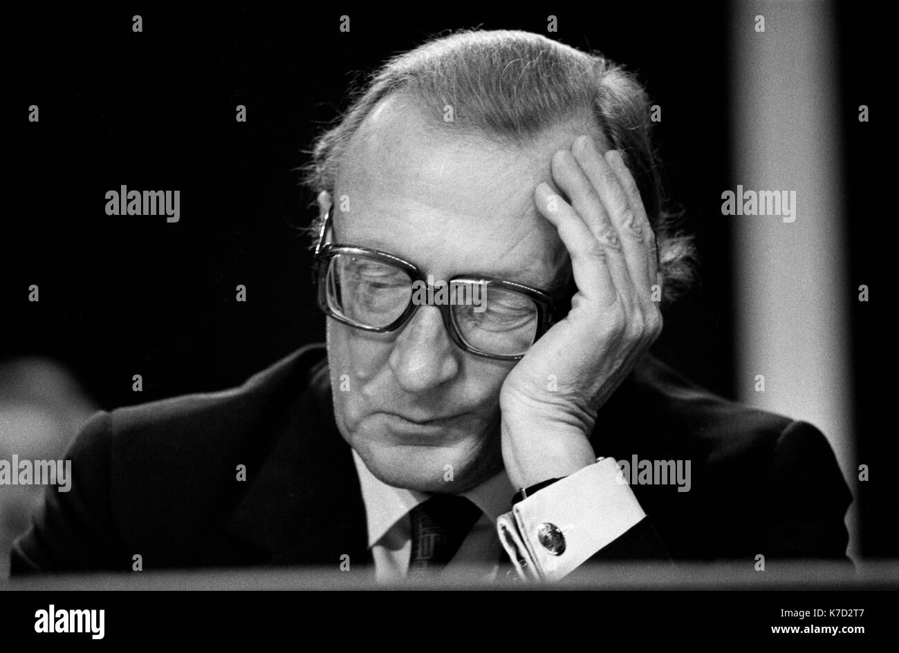 Lord Carrington, portrait, Peter Carington MP 1970s Conservative Party ...