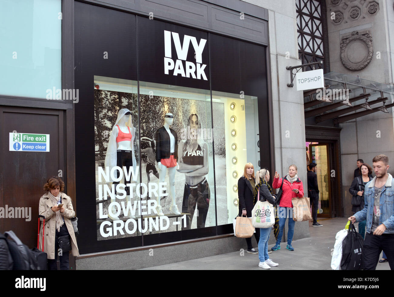 Photo Must Be Credited ©Alpha Press 066465 25/05/2016 Beyonce's Clothing  Range IVY Park Window Display at Topshop Store on Oxford Street in London  Stock Photo - Alamy