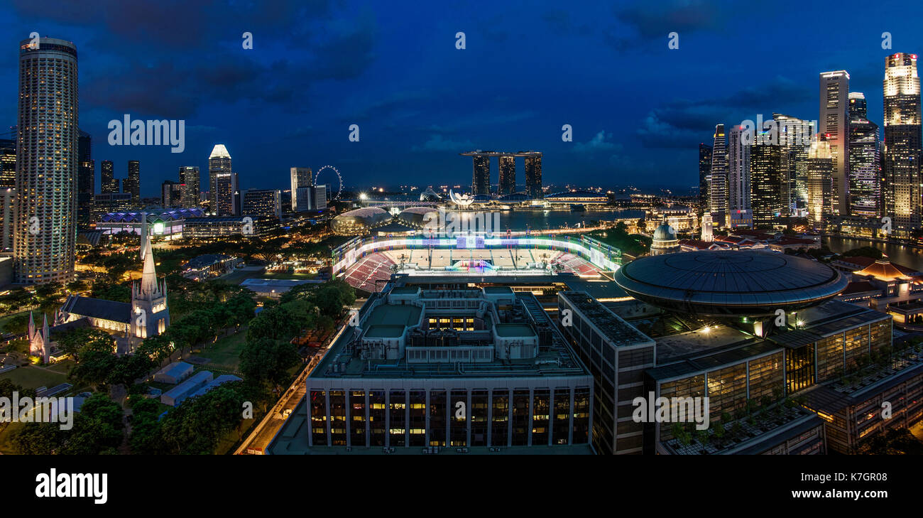 Singapore skyline vector hi-res stock photography and images - Alamy