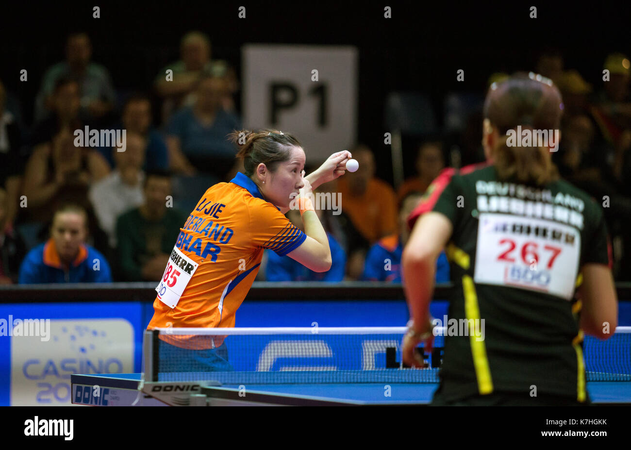 Luxembourg City, Luxembourg. 16th Sep, 2017. Lie Jie (L) of the