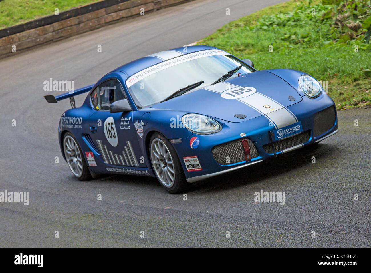 Worcestershire, UK. 16th September, 2017. A Porsche Cayman being raced by Duncan Andrews at the Autumn Speed Finale at Shelsley Walsh in worcestershire, England, on Saturday 16th September. Credit: Rob Carter/Alamy Live News Stock Photo