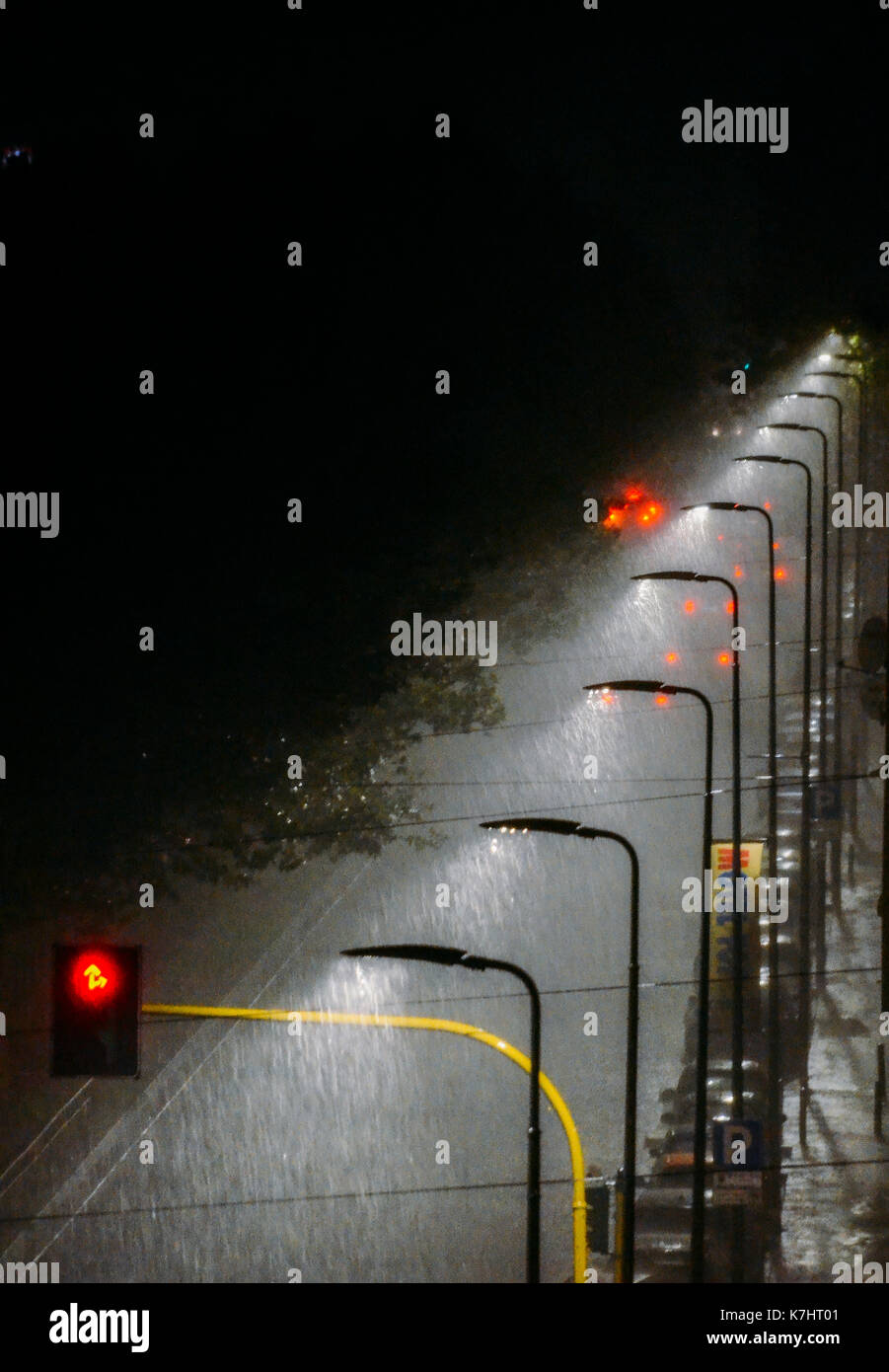 Rain in milan hi-res stock photography and images - Alamy