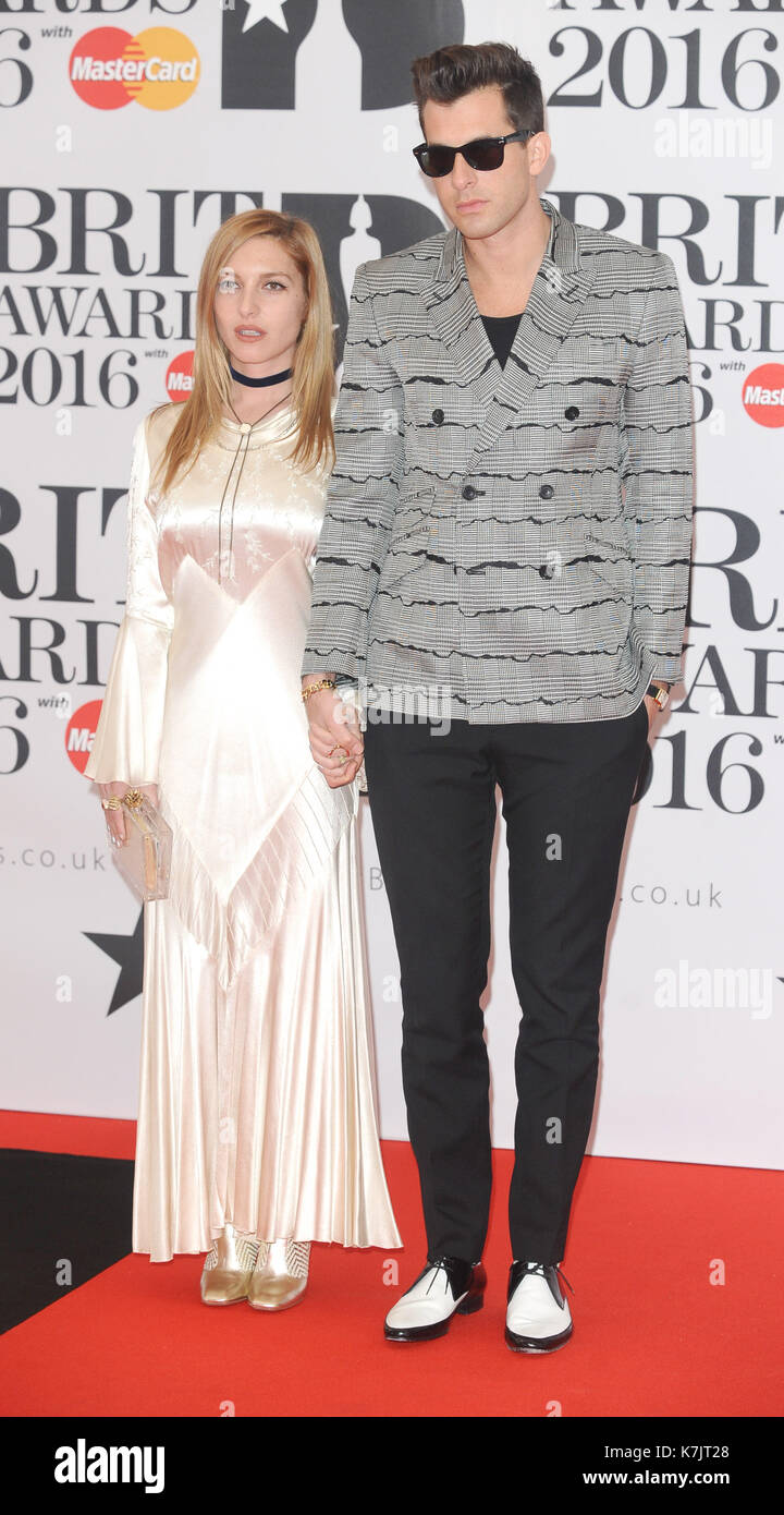 Photo Must Be Credited ©Kate Green/Alpha Press 079965 24/02/2016 Josephine De La Baume and Mark Ronson at The Brit Awards 2016 at the O2 Arena London Stock Photo