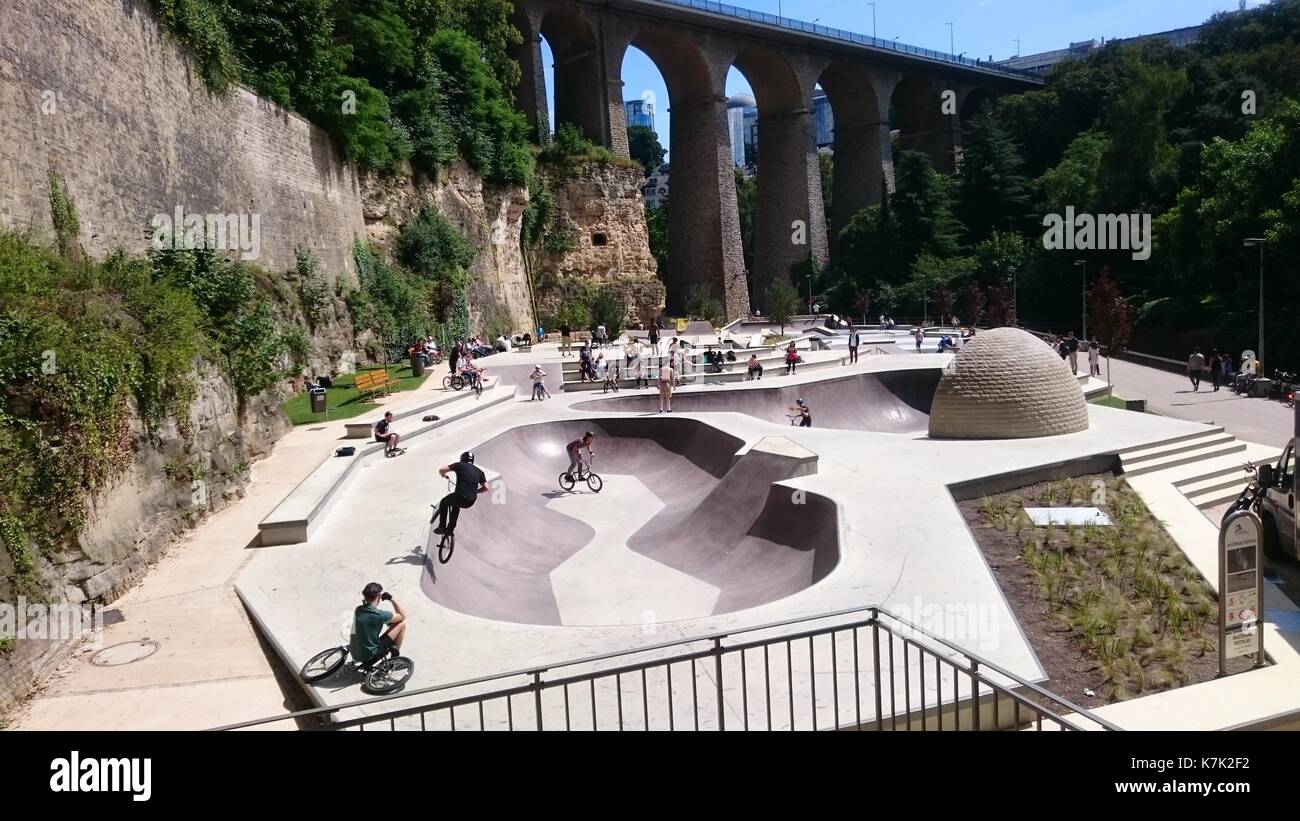 The new skate park in the Pétrusse Valley give skaters and bikers the opportunity to try their tricks outdoors. Luxembourg city. Stock Photo