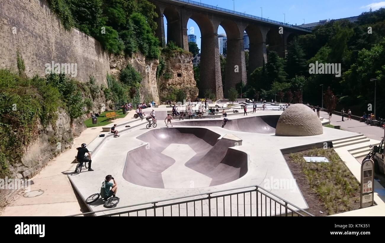 The new skate park in the Pétrusse Valley give skaters and bikers the opportunity to try their tricks outdoors. Luxembourg city. Stock Photo