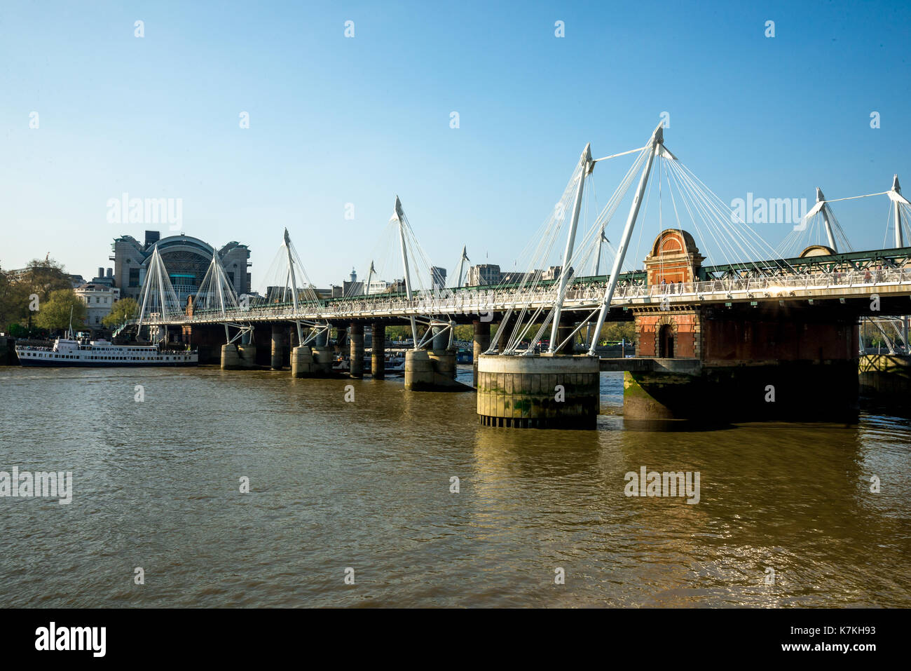 Golden Jubilee Bridges in London City Centre - Tours and Activities