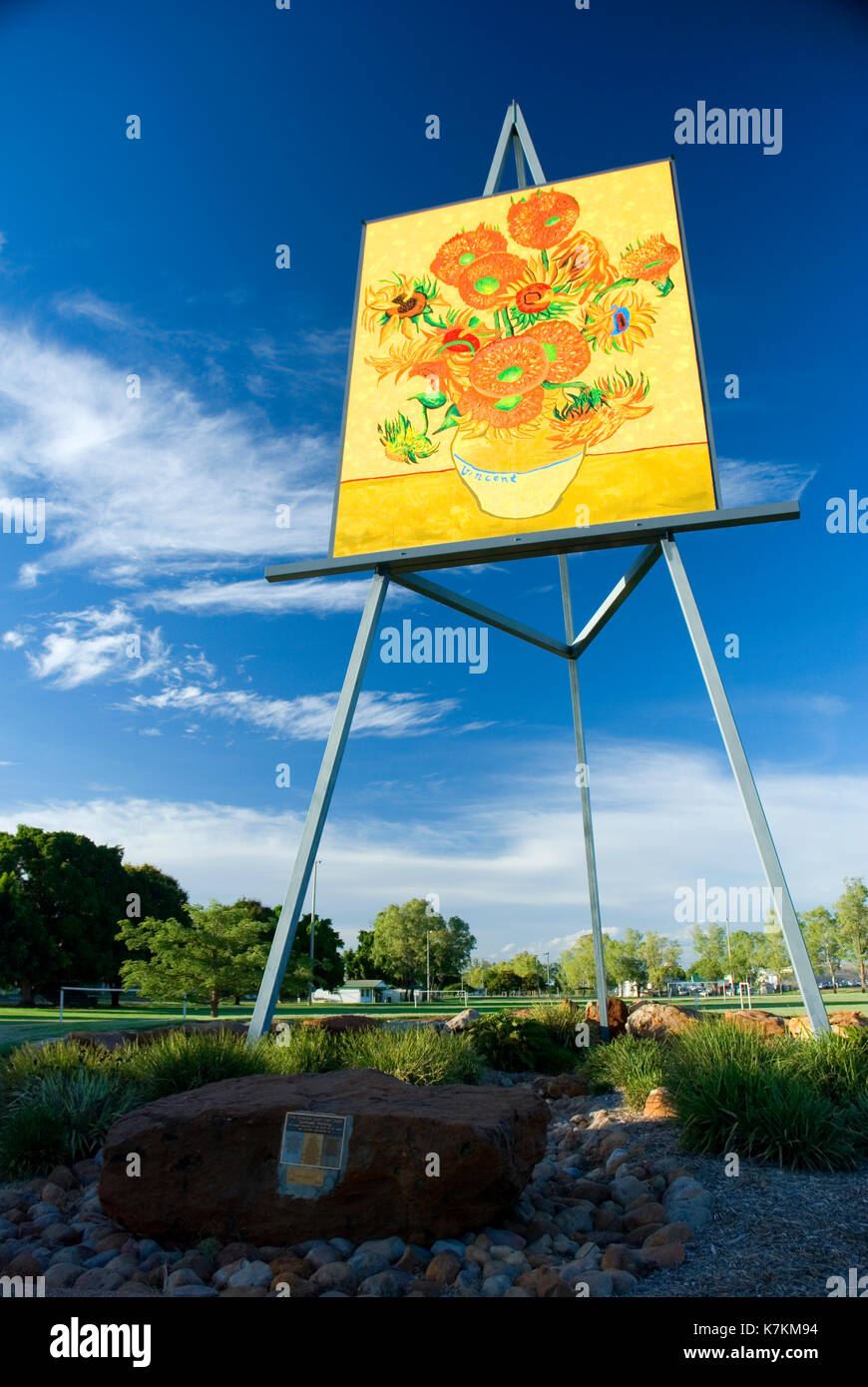 Sunflower Mural, Emerald, Central Queensland Stock Photo Alamy