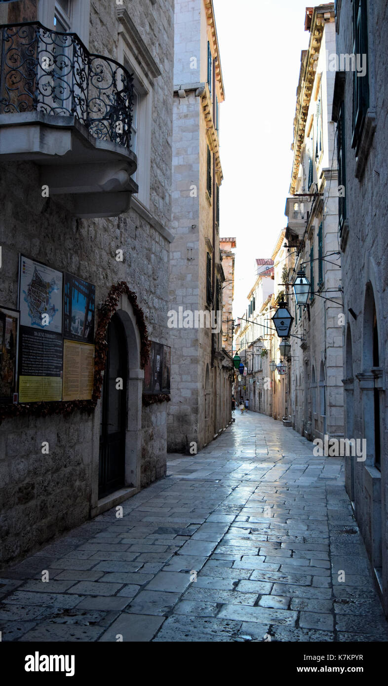 Narrow streets inside Dubrovnik old town Stock Photo