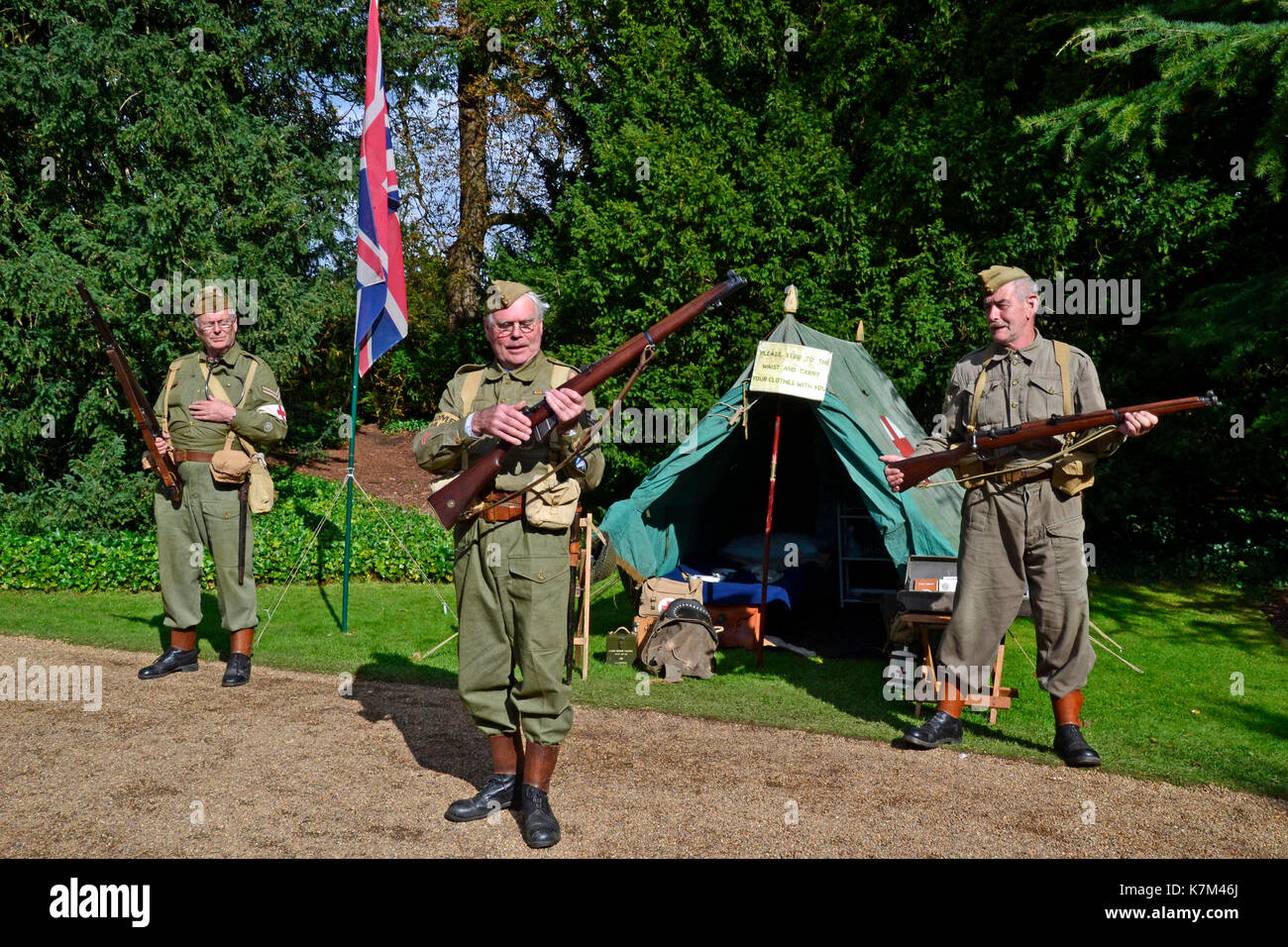 Home front, british soldiers, re-enactors, 1940s event, uk Stock Photo