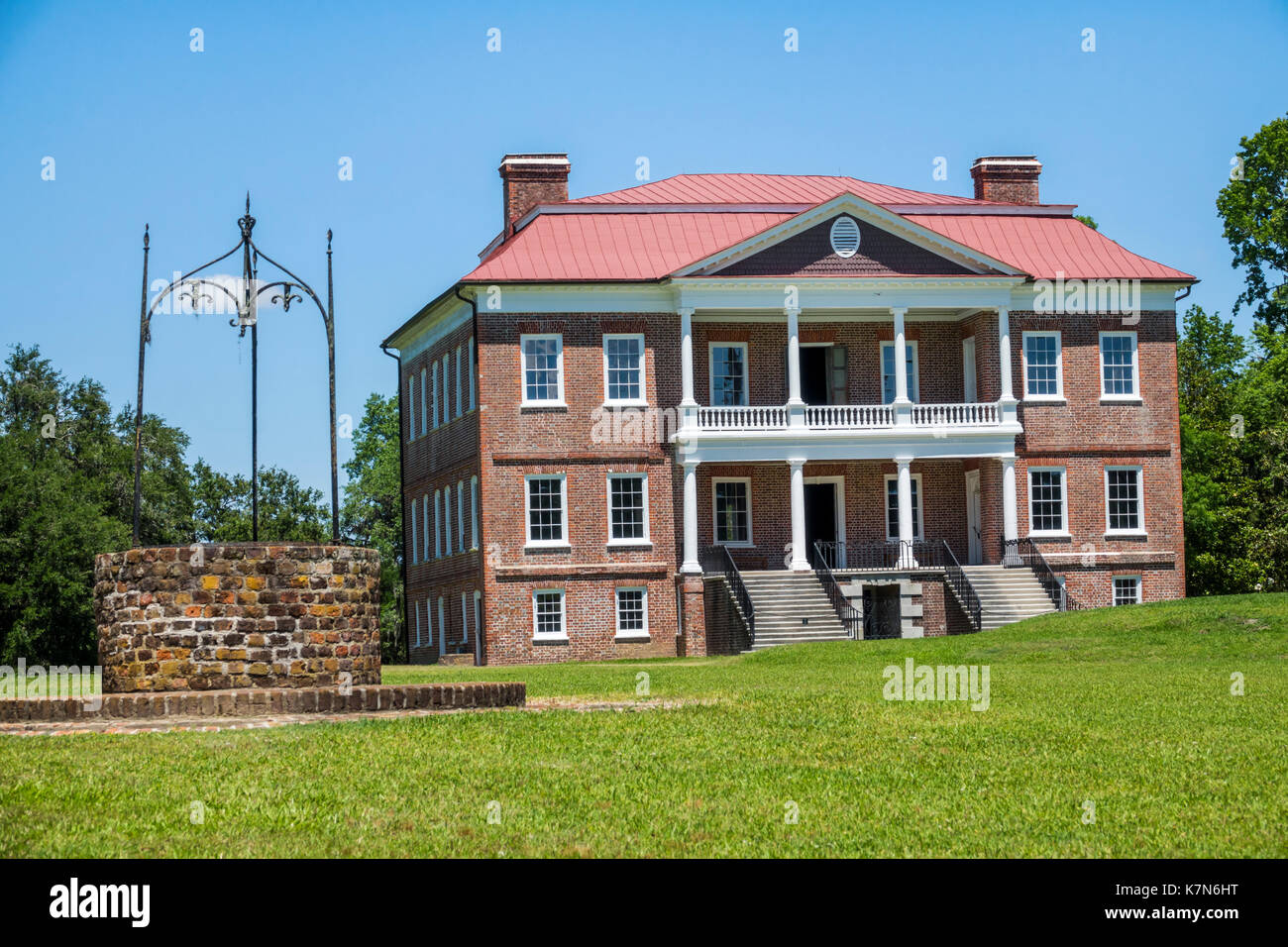 Charleston South Carolina,Drayton Hall,historic plantation,preservation,Palladian architecture,brick water well,SC170514231 Stock Photo